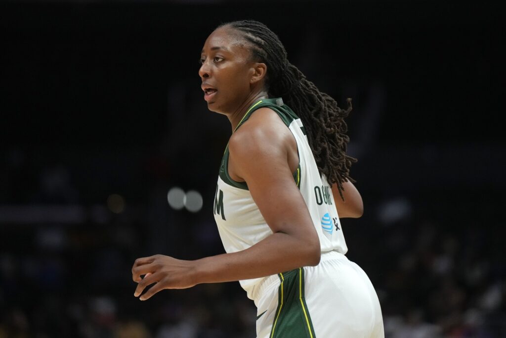 nneka ogwumike