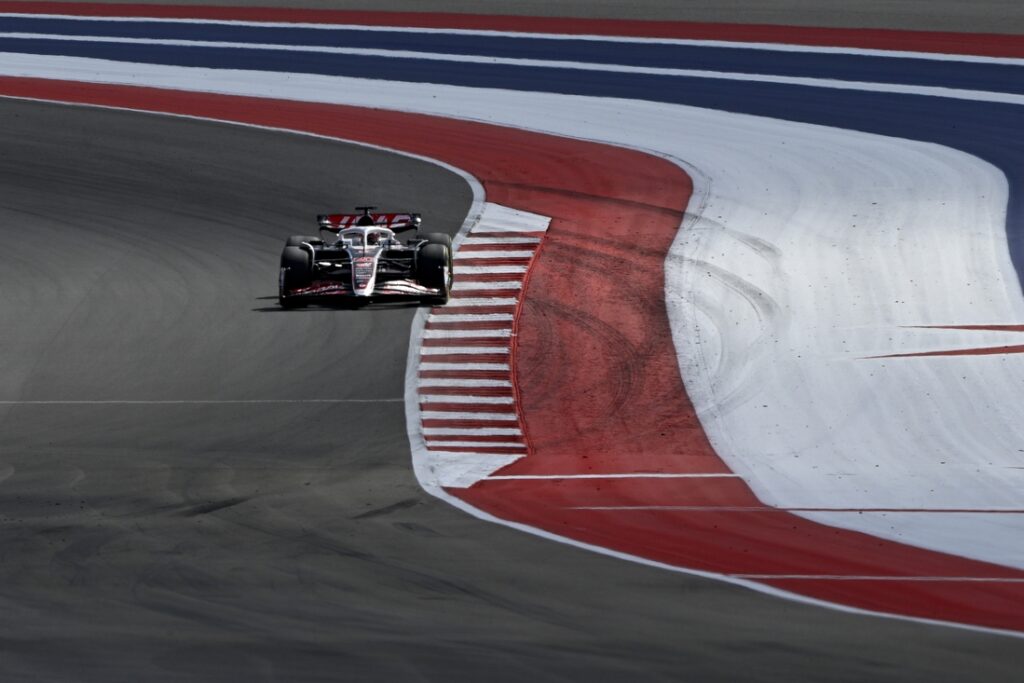 F1 racing