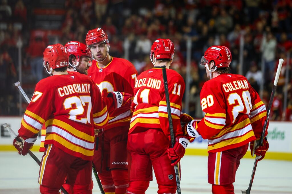 Flames, Blackhawks
