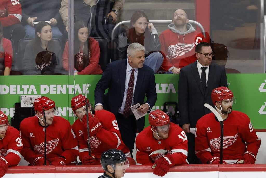 red wings mclellan