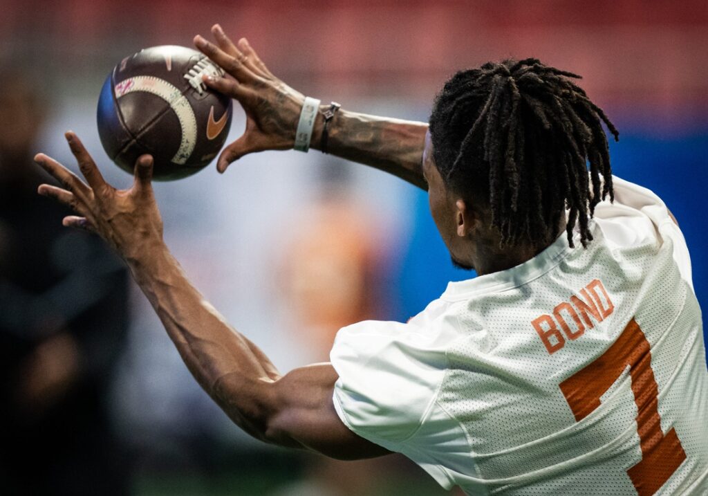 Isaiah Bond
