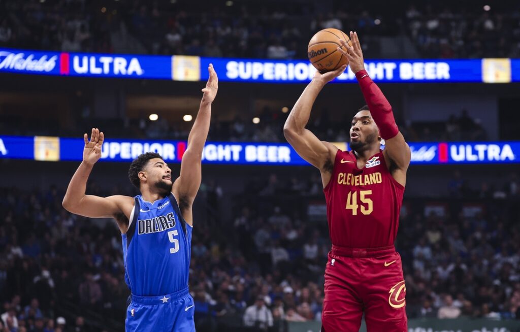 Cavaliers, Mavericks