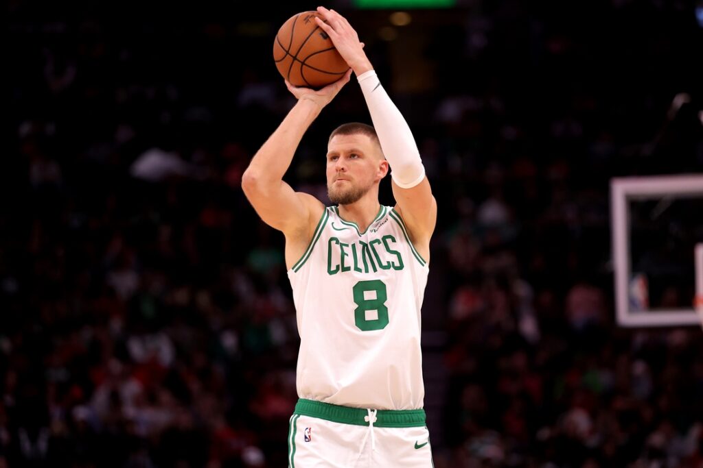 kristaps porzingis shoots