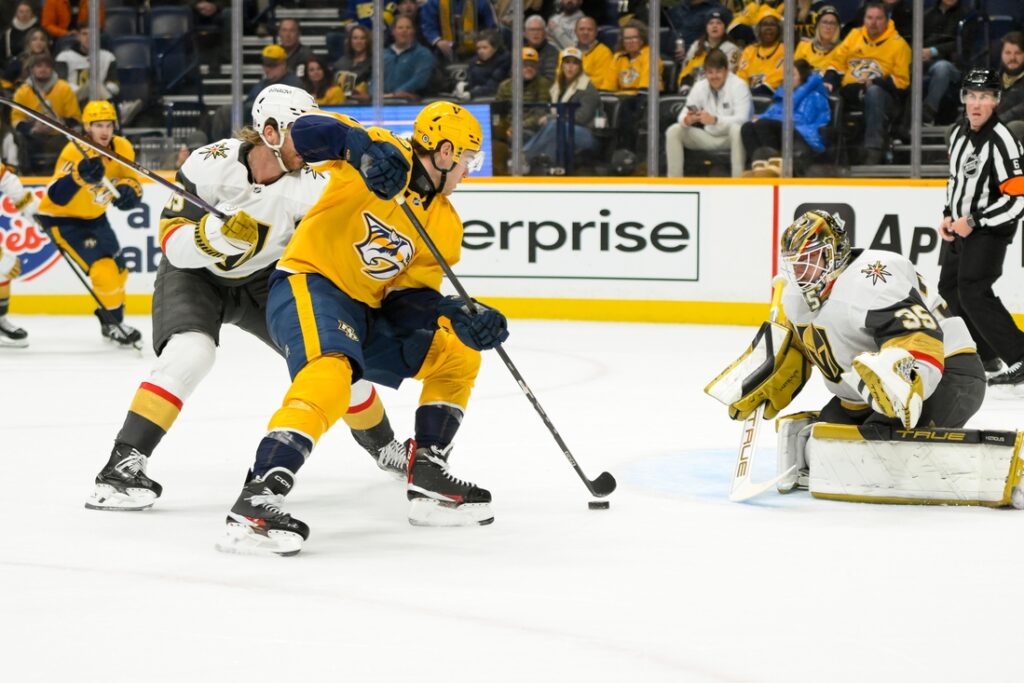 Predators, Golden Knights