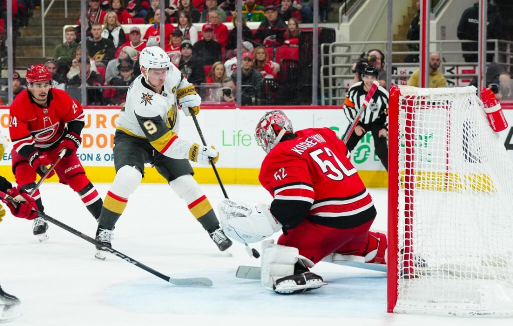 Hurricanes, Golden Knights