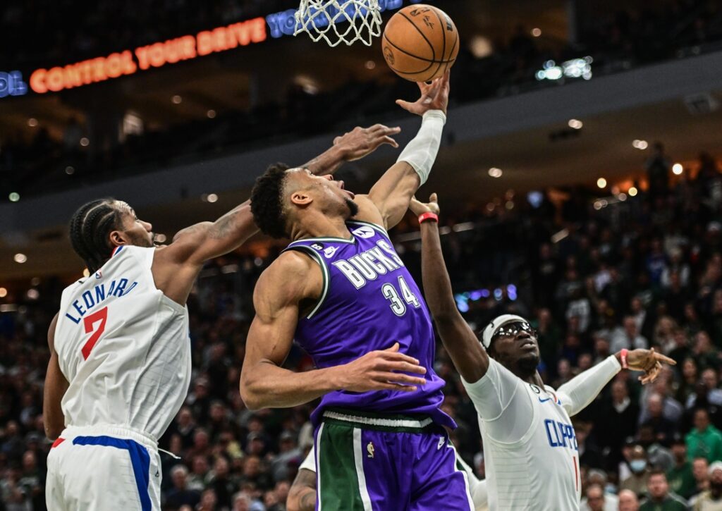 kawhi giannis