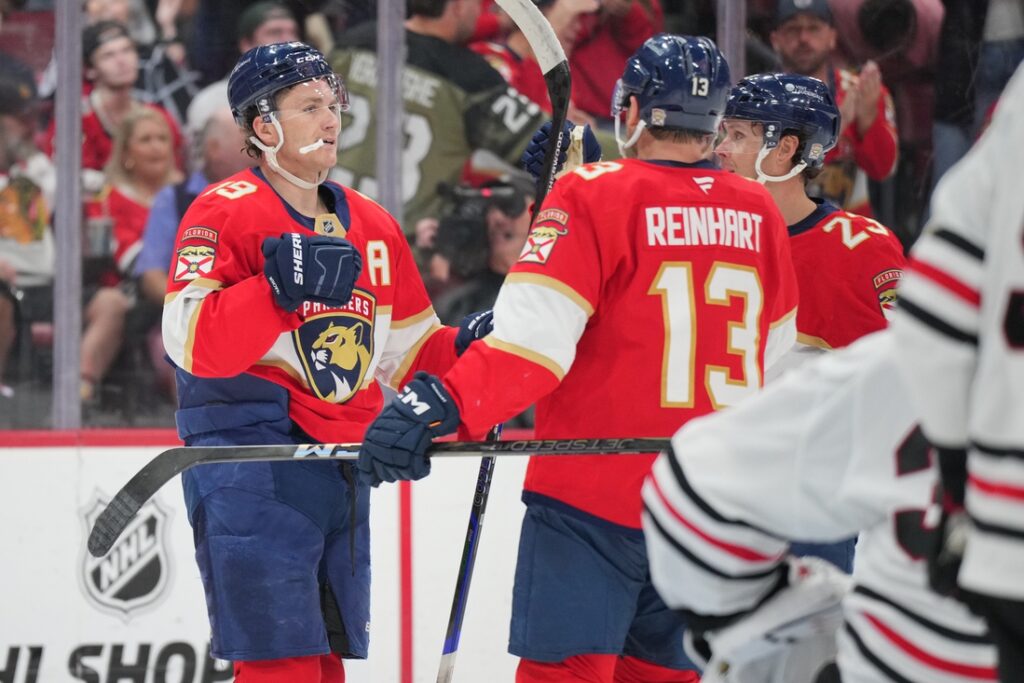 panthers blackhawks
