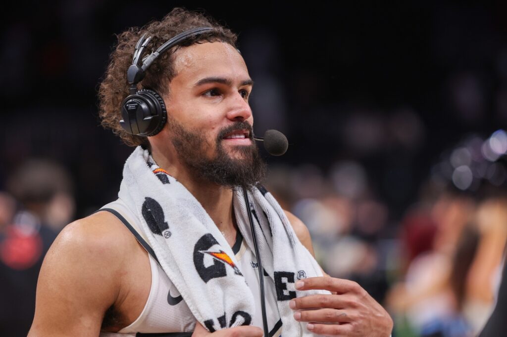 trae young atlanta hawks