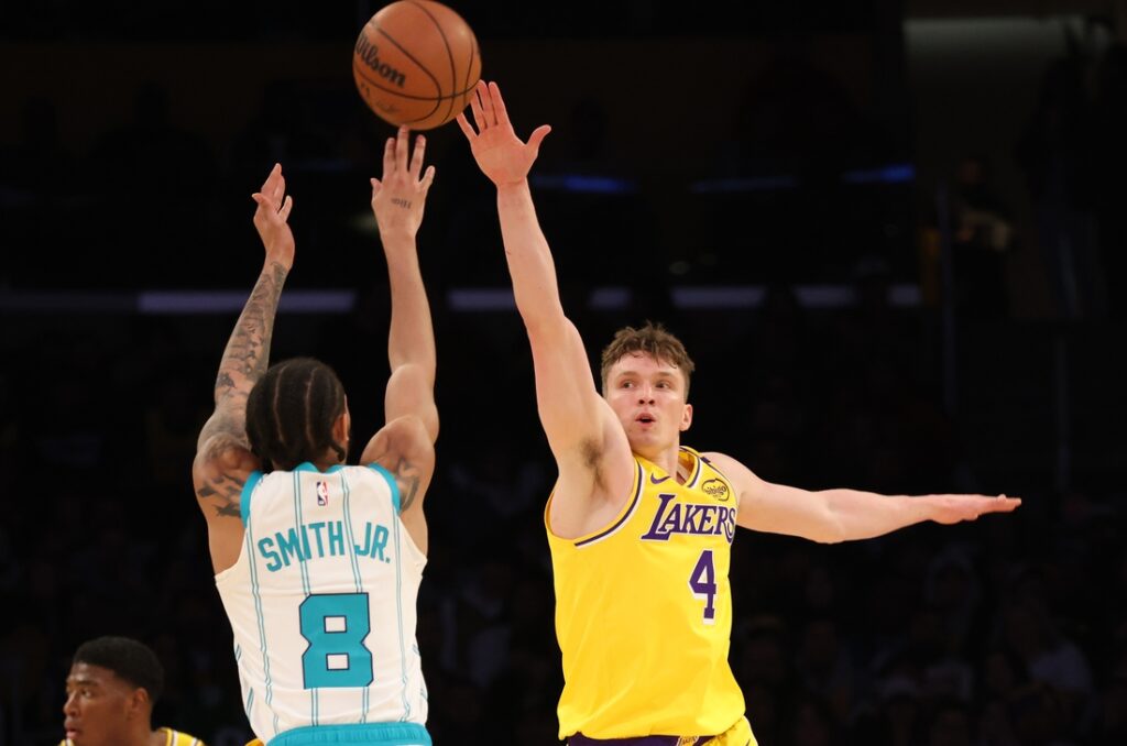 Hornets Lakers