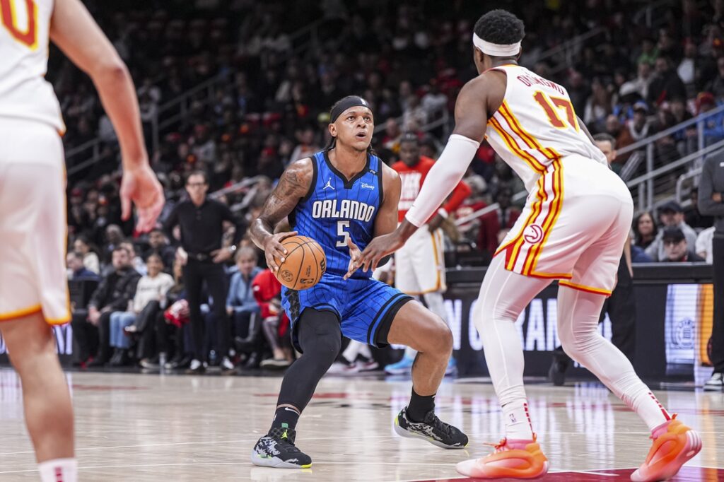 Magic, Hawks