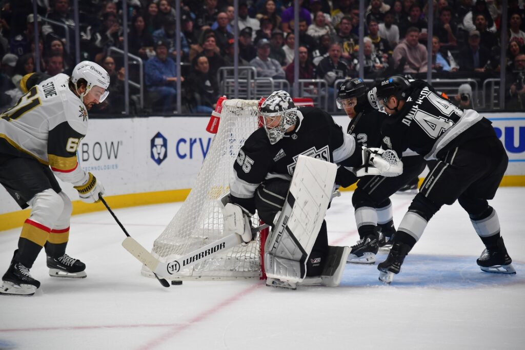 Golden Knights, Kings