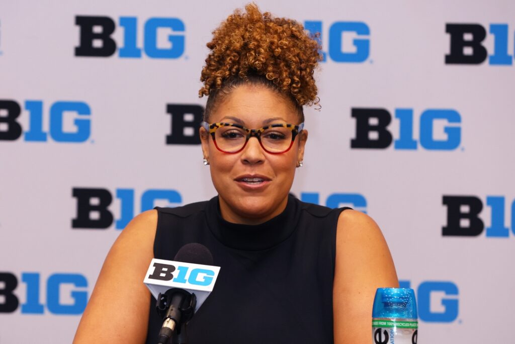 Wisconsin hoops coach Marisa Moseley resigns - Field Level Media ...