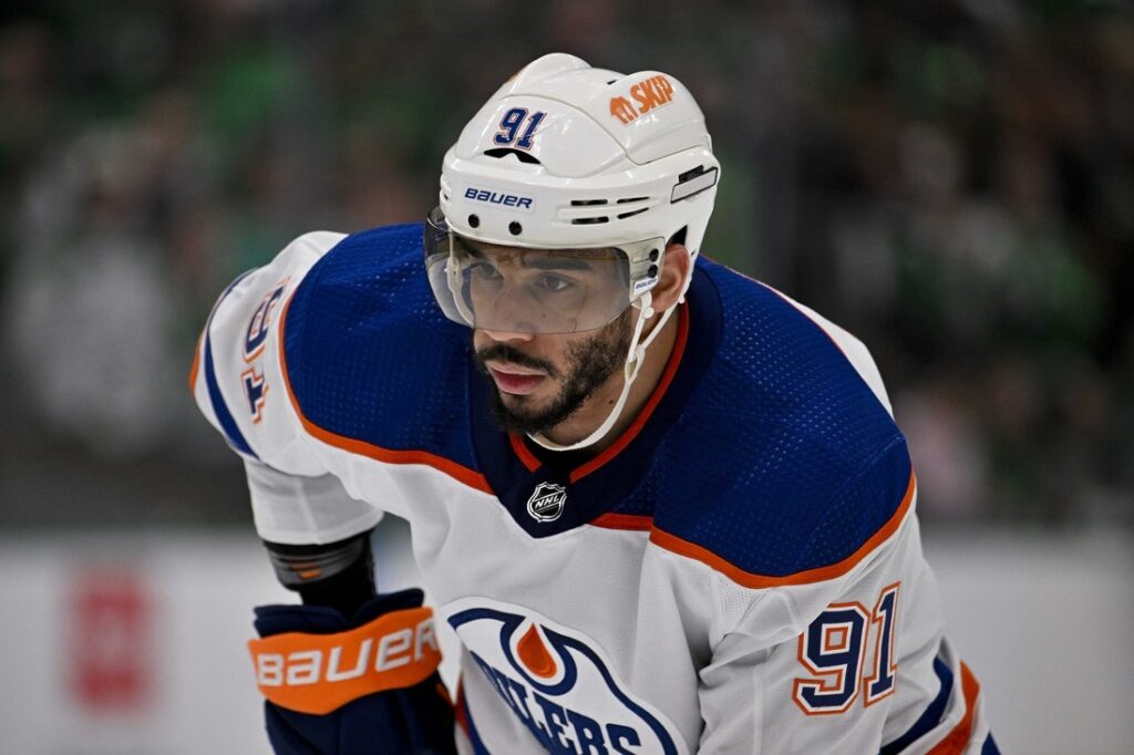 Oilers F Evander Kane could make season debut vs. Kings Field Level
