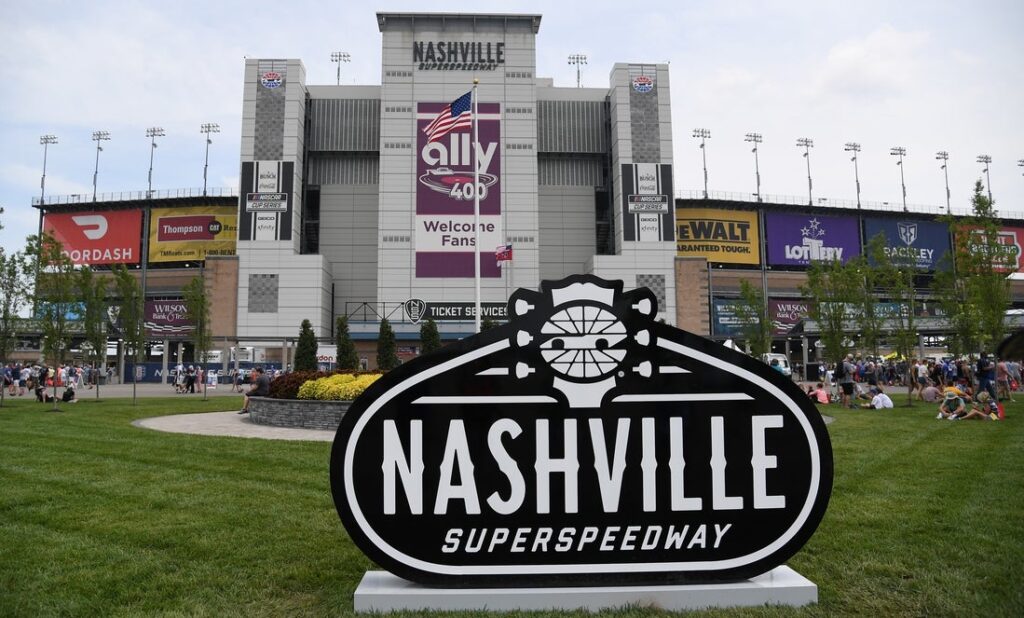 Nashville Superspeedway, view