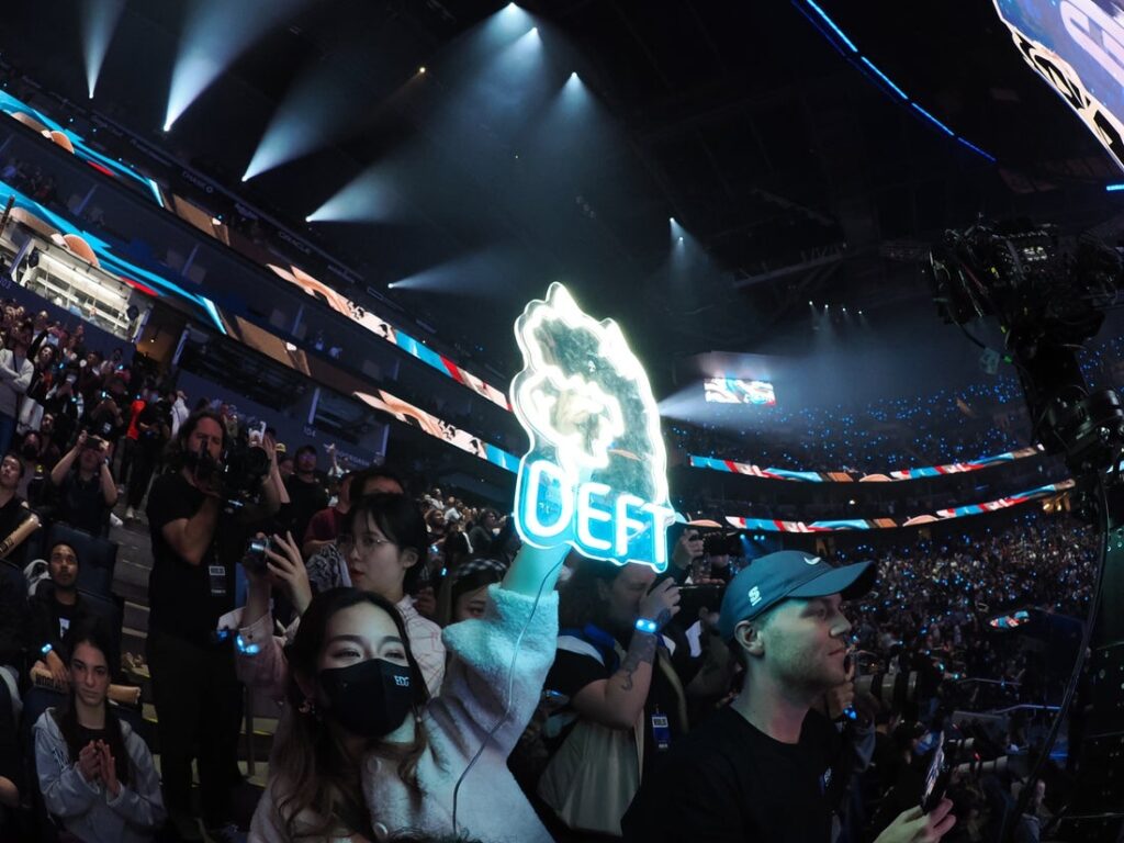 esports fans