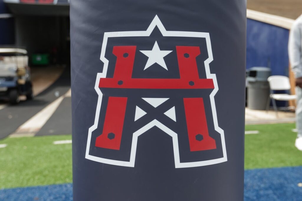 houston roughnecks logo