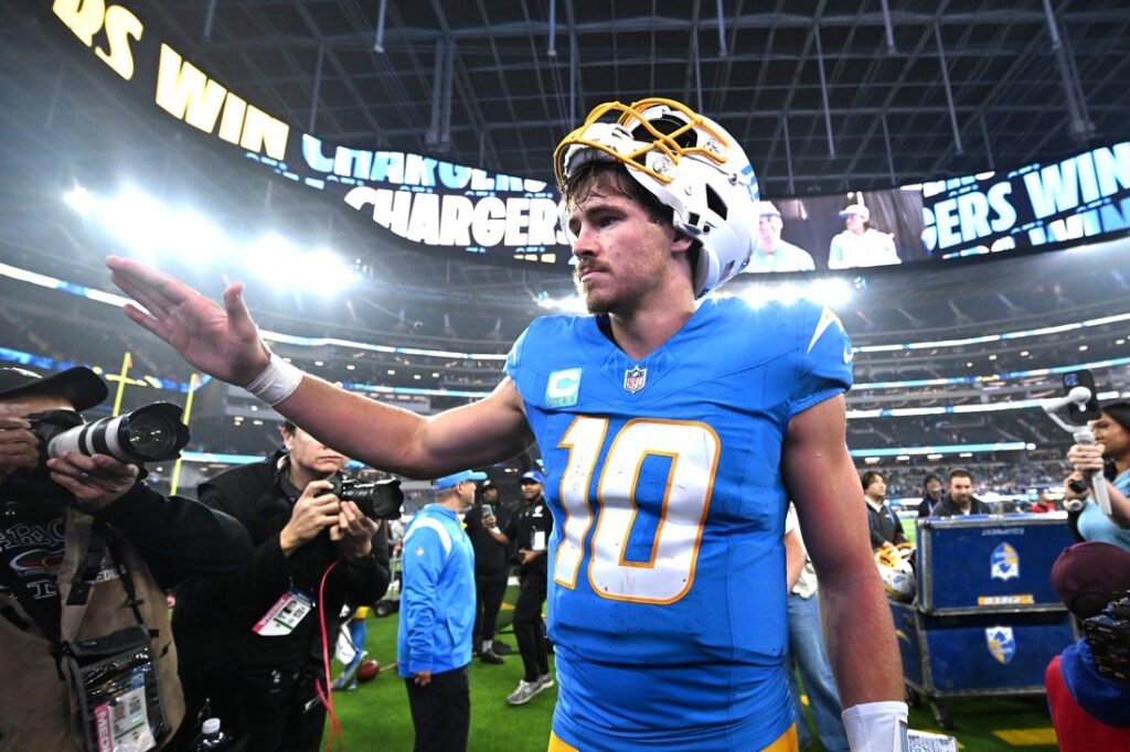chargers herbert celebrate