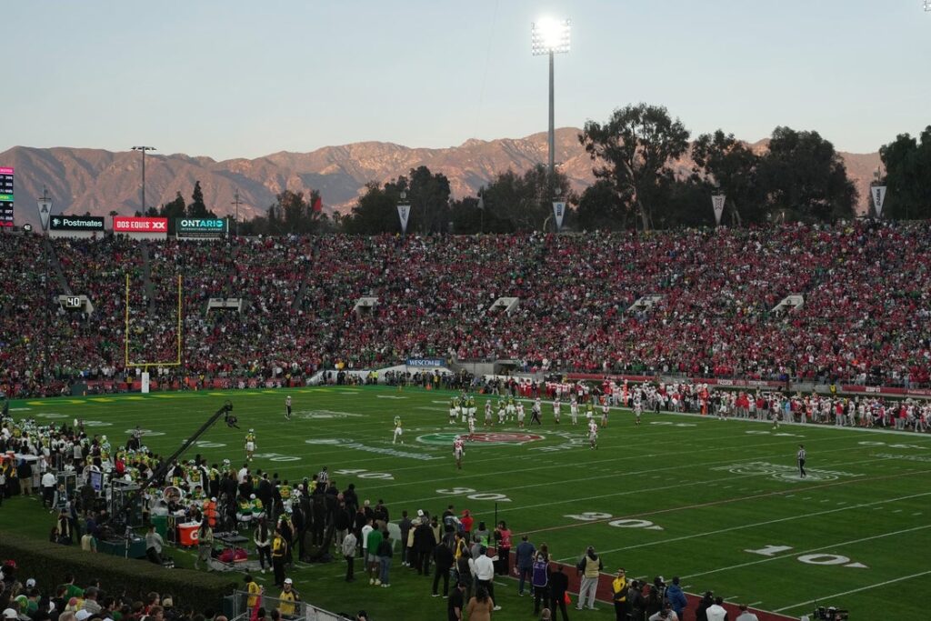 rose bowl game view