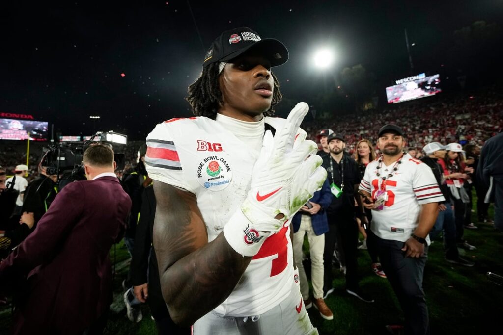 buckeyes jeremiah smith celebrate