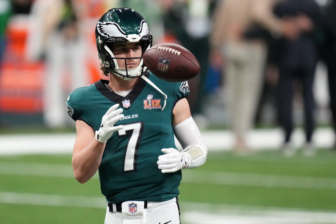 Fifth-year options: Browns pass on commitment to Kenny Pickett - Field  Level Media - Professional sports content solutions | FLM