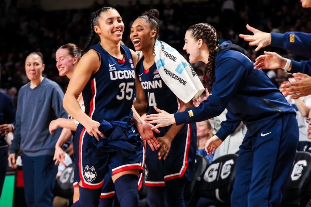 UConn, South Carolina
