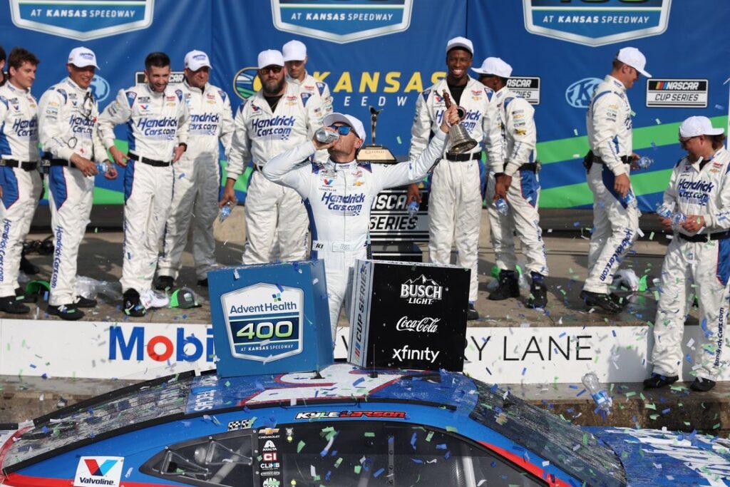 kyle larson nascar