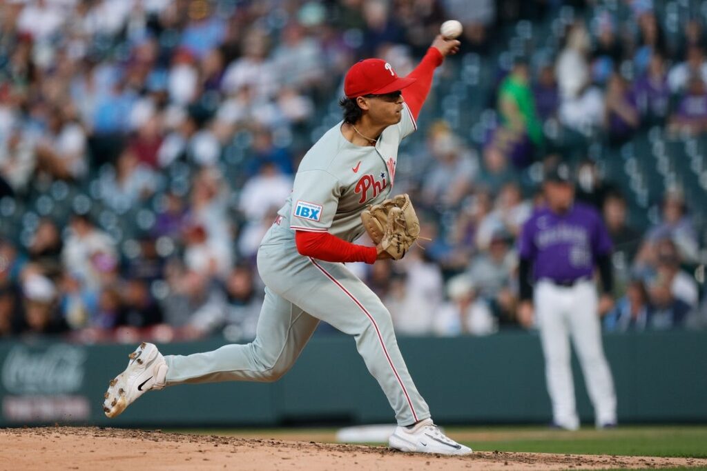 Luzardo, Phillies,