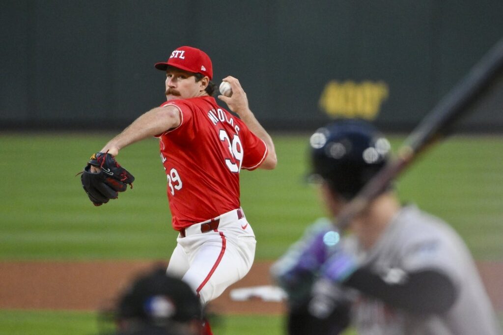 Miles Mikolas