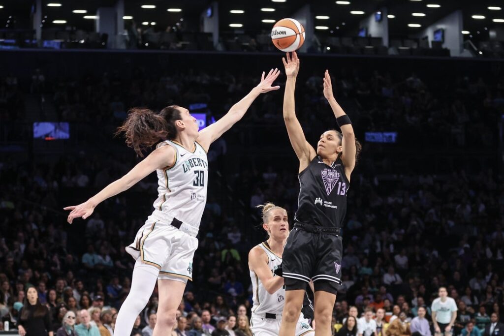breanna stewart