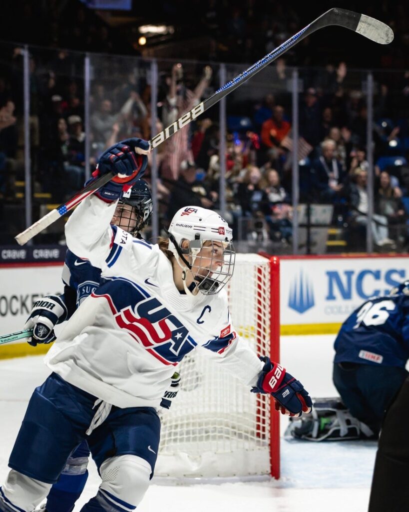hilary knight