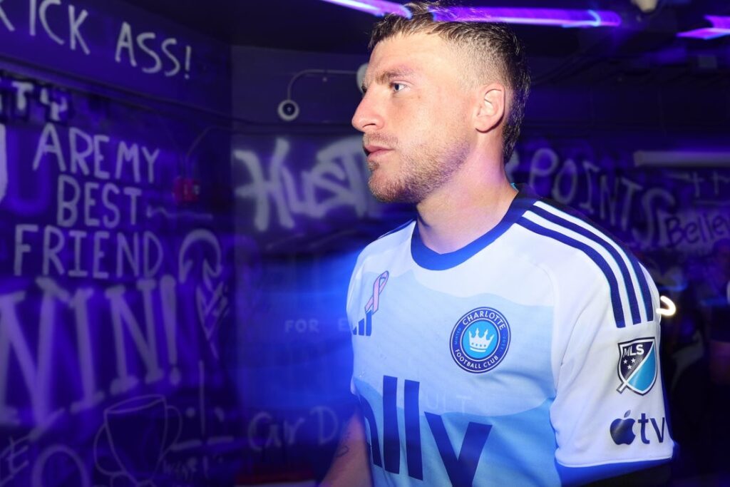pep biel charlotte tunnel