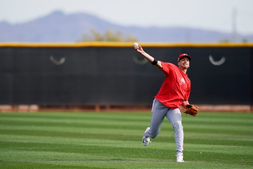 chase burns reds