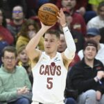 Sam Merrill shoots