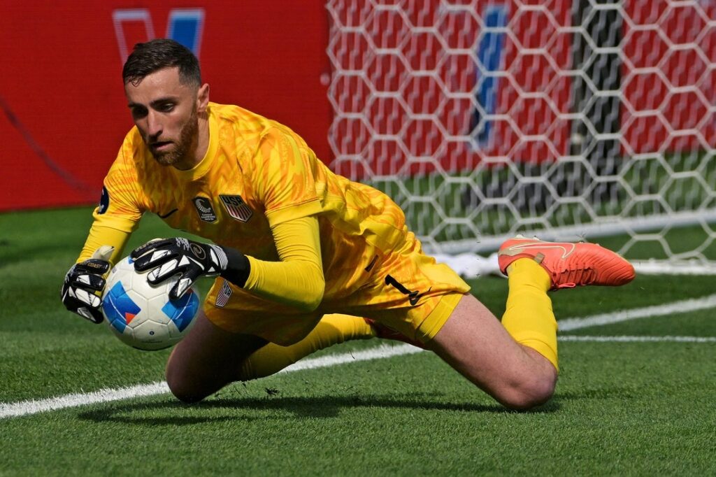 matt turner goalkeeper