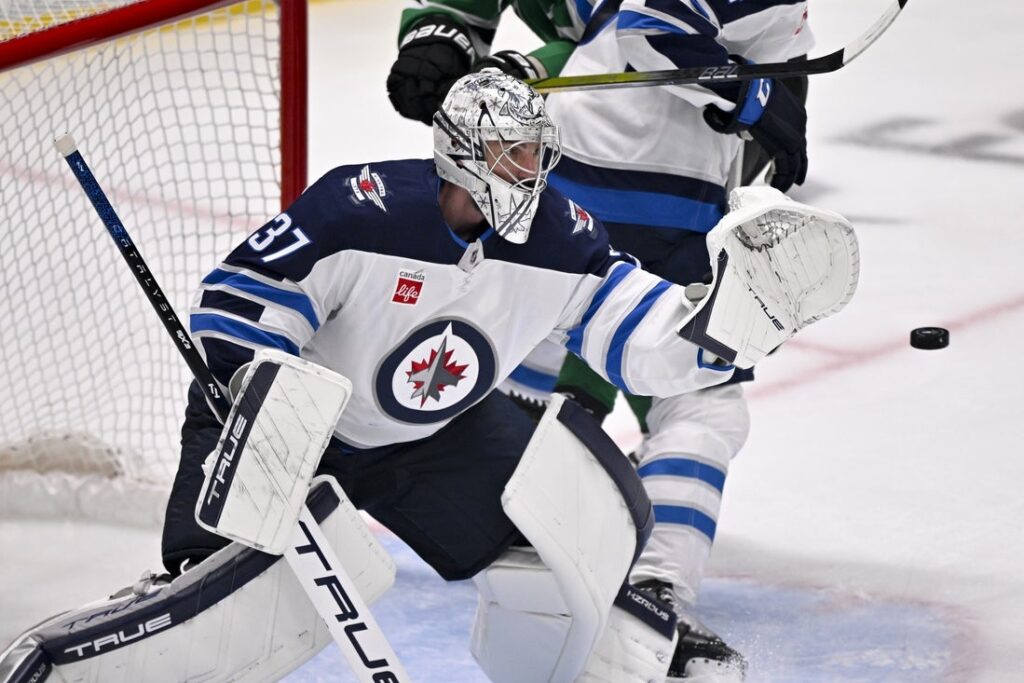 connor hellebuyck