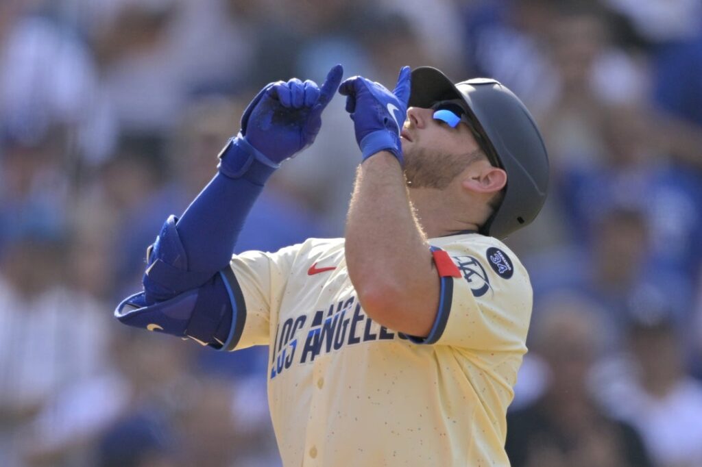 Max Muncy