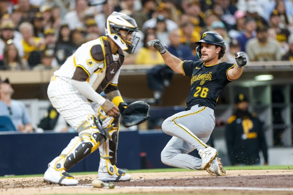 pirates padres