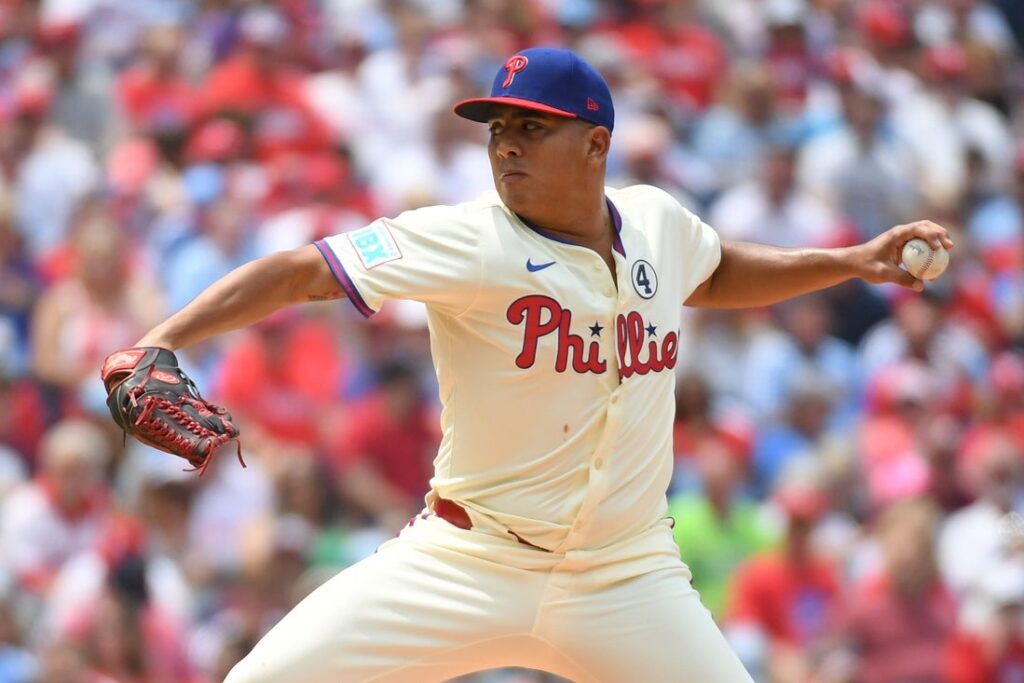 Milwaukee Brewers, Philadelphia Phillies