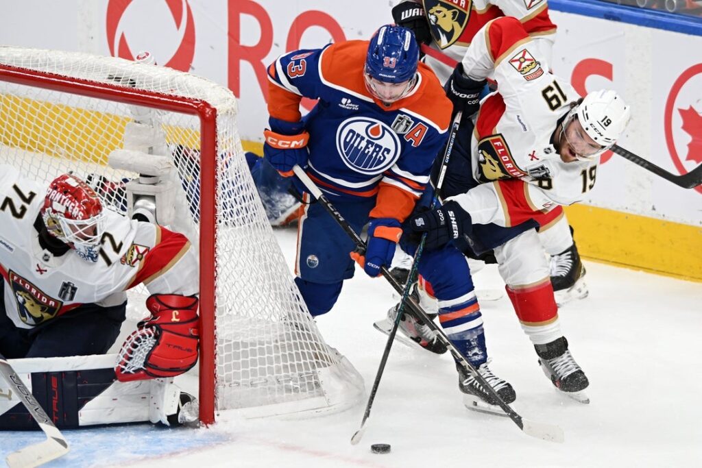 tkachuk panthers
