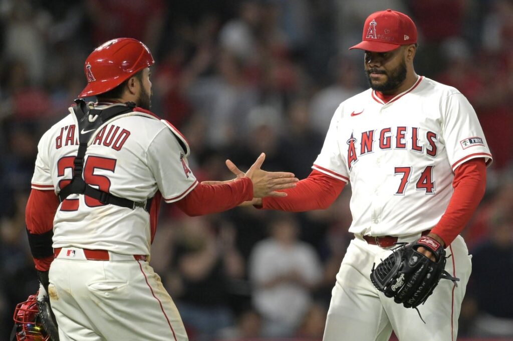 Angels, Athletics