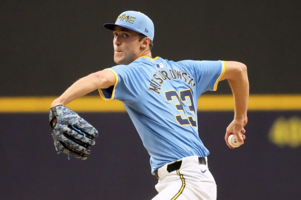 Cardinals, Brewers