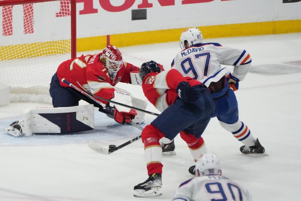 Oilers, Panthers