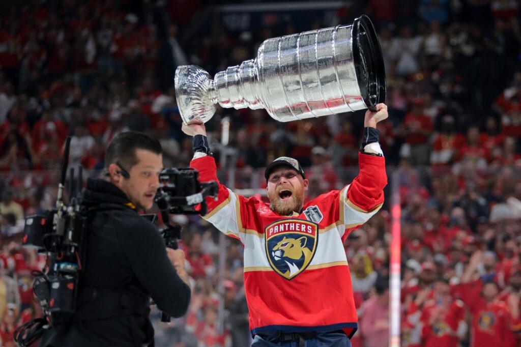 sam bennett panthers cup