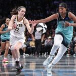 Jonquel Jones, Caitlin Clark