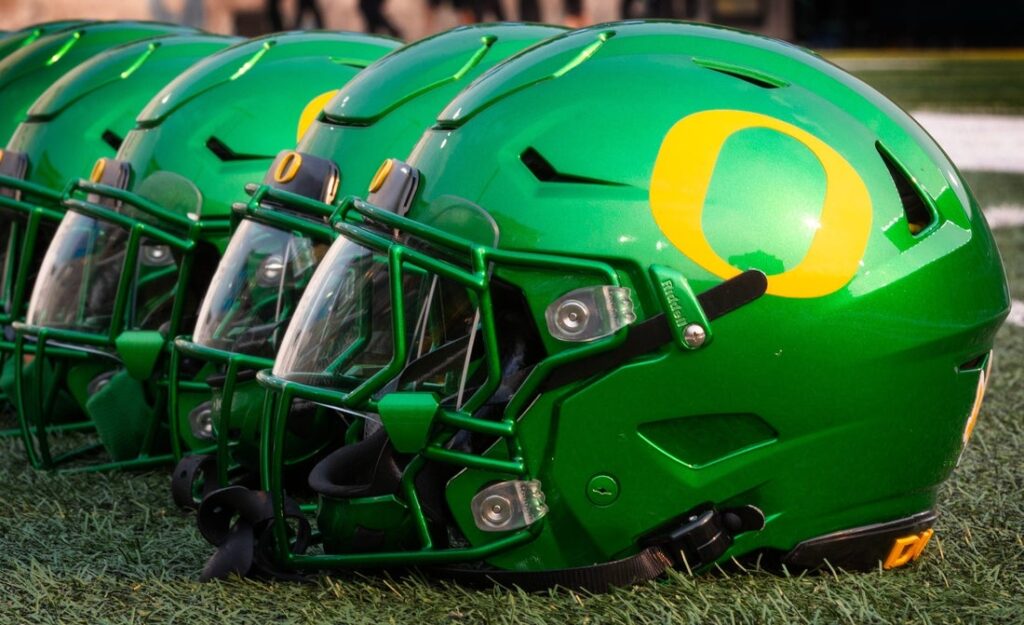 oregon football helmet
