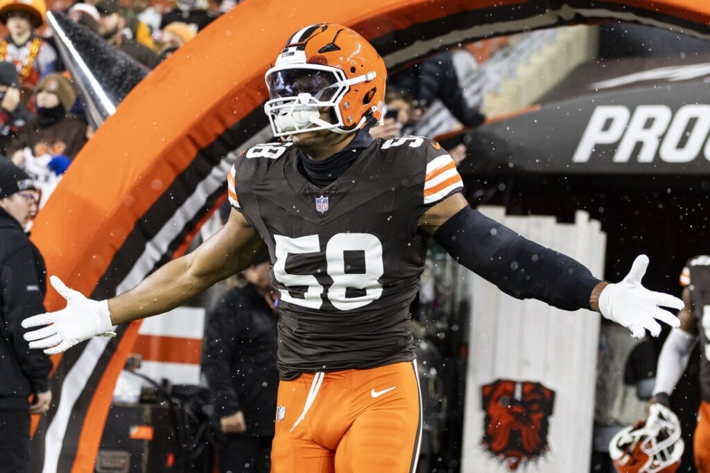 Jordan Hicks Browns
