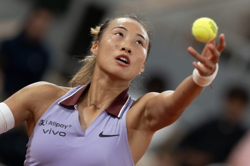 qinwen zheng serve