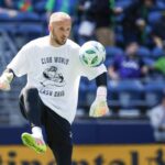 sounders warmup