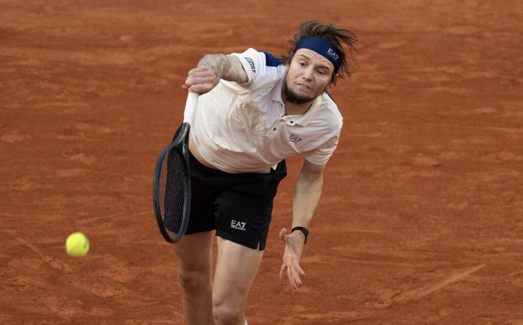alexander bublik serve