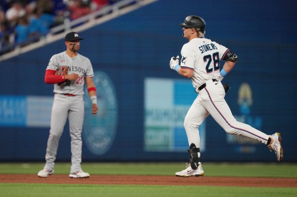 Twins Marlins
